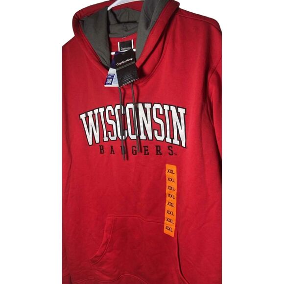 Captivating Apparel Other - Wisconsin Badgers Men’s XXL Red Hoodie Sweatshirt NWT Pullover NCAA Logo